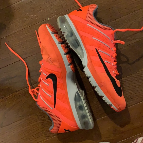 Orange Airmax Sneakers excellent used condition. - Picture 3 of 5